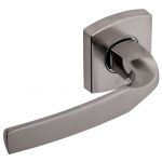 POIGNEE DE PORTE SUR ROSACE ARTIS VACHETTE ASSA ABLOY